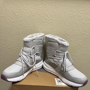 The North Face boots/shoes